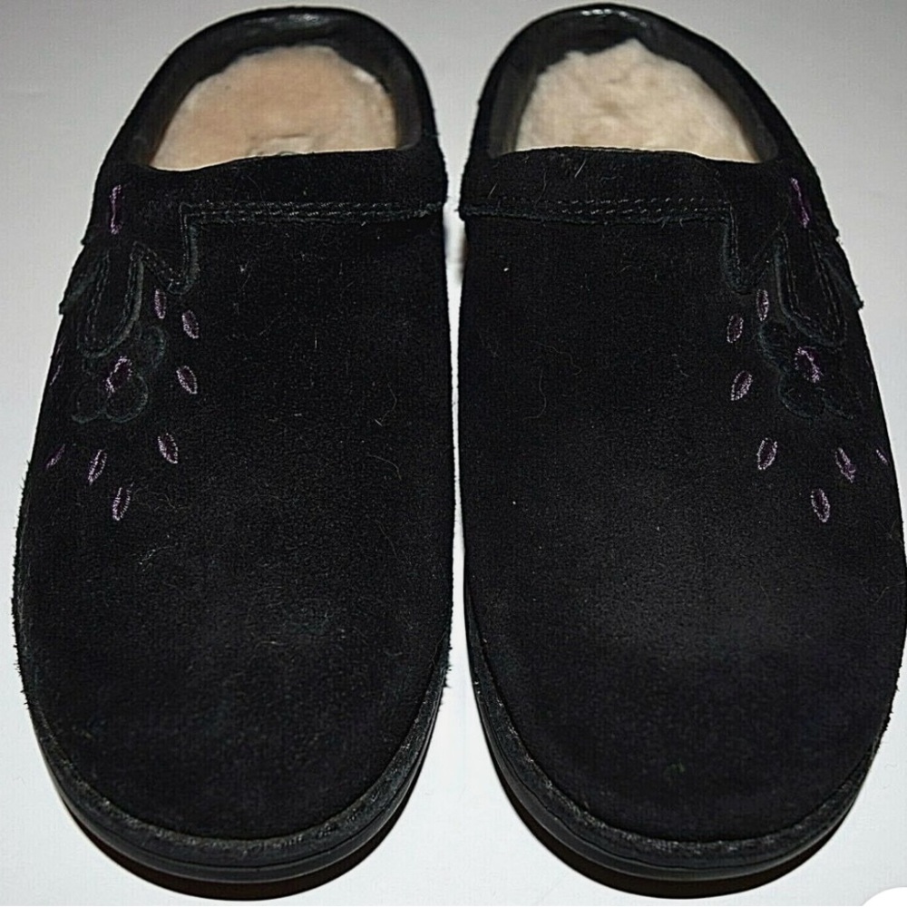 UGG  ‘Parque Clog’ Slip-On Mules with Purple Embroidery